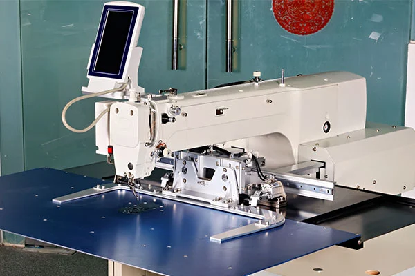 Bag Cutting And Stitching Machine